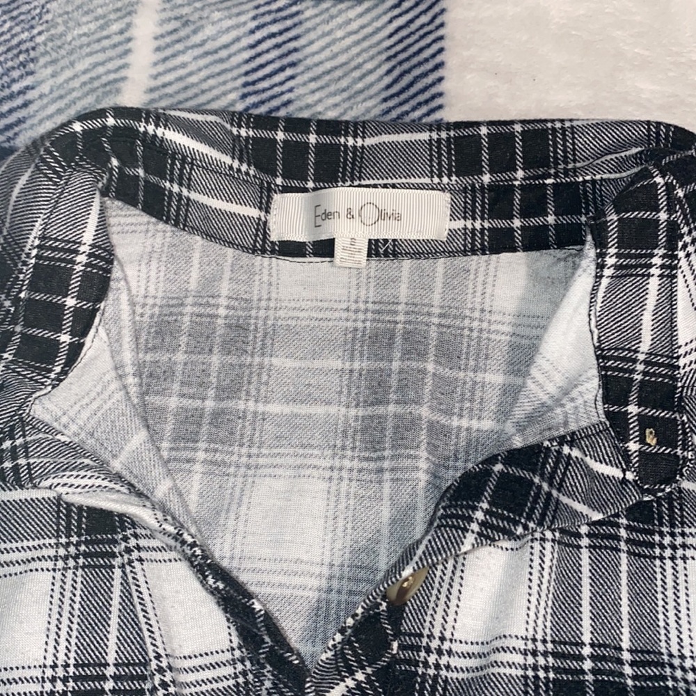 Crop.Top - Picture 2 of 3